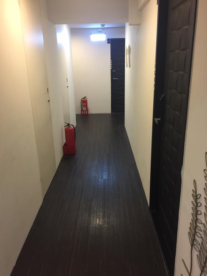 Zhongxiao Dunhua Homestay Taipei Bagian luar foto