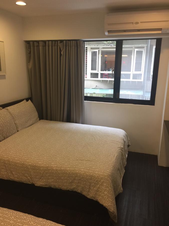 Zhongxiao Dunhua Homestay Taipei Bagian luar foto