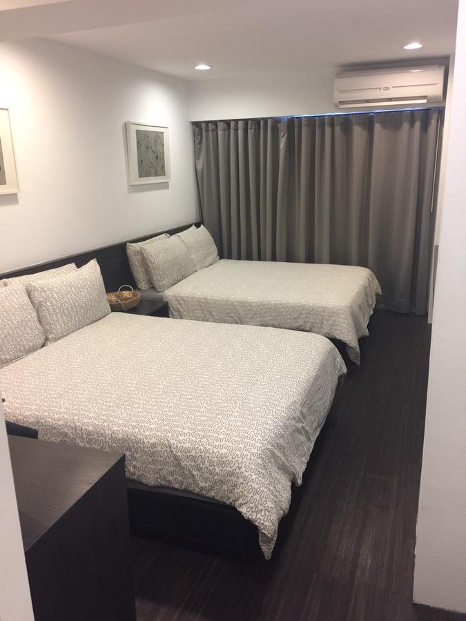 Zhongxiao Dunhua Homestay Taipei Bagian luar foto