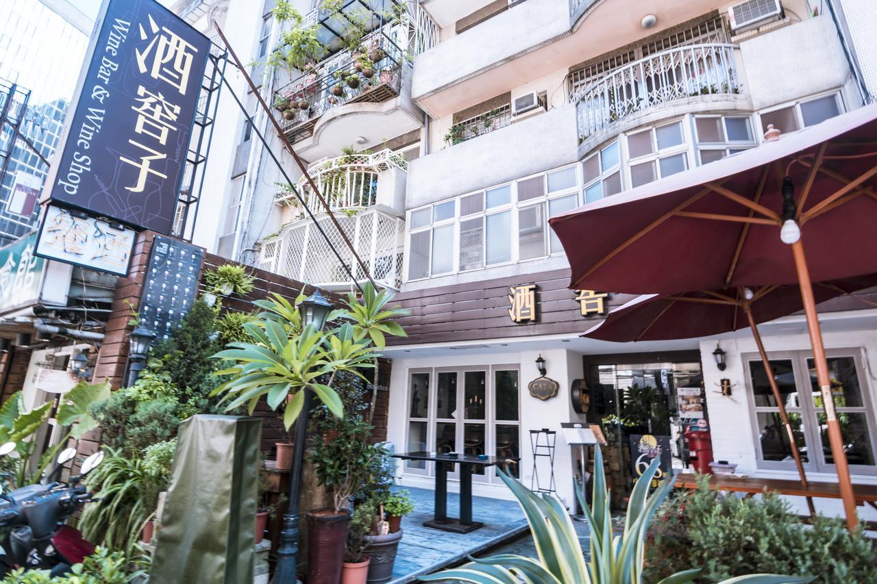 Zhongxiao Dunhua Homestay Taipei Bagian luar foto